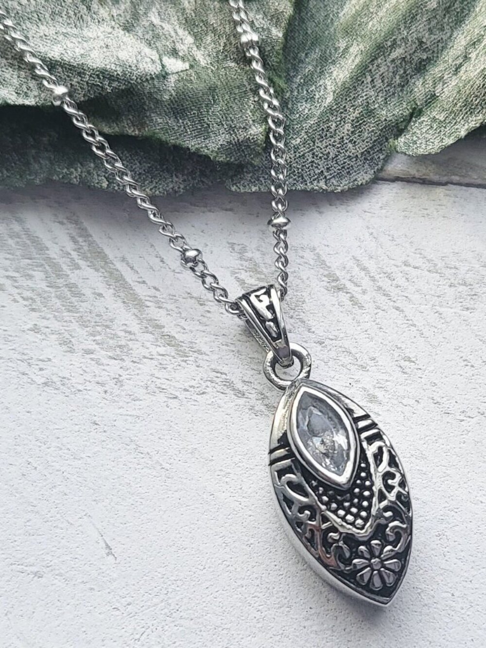 VINTAGE STYLE Necklace Stainless Steel Teardrop Filigree Urn Ash Pendant Chain